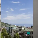 Alojamento de Acomodação e Pequeno-almoço La Contessa Salerno