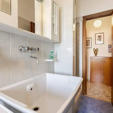 La Contessa Bed & Breakfast *