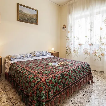 La Contessa Bed & Breakfast *